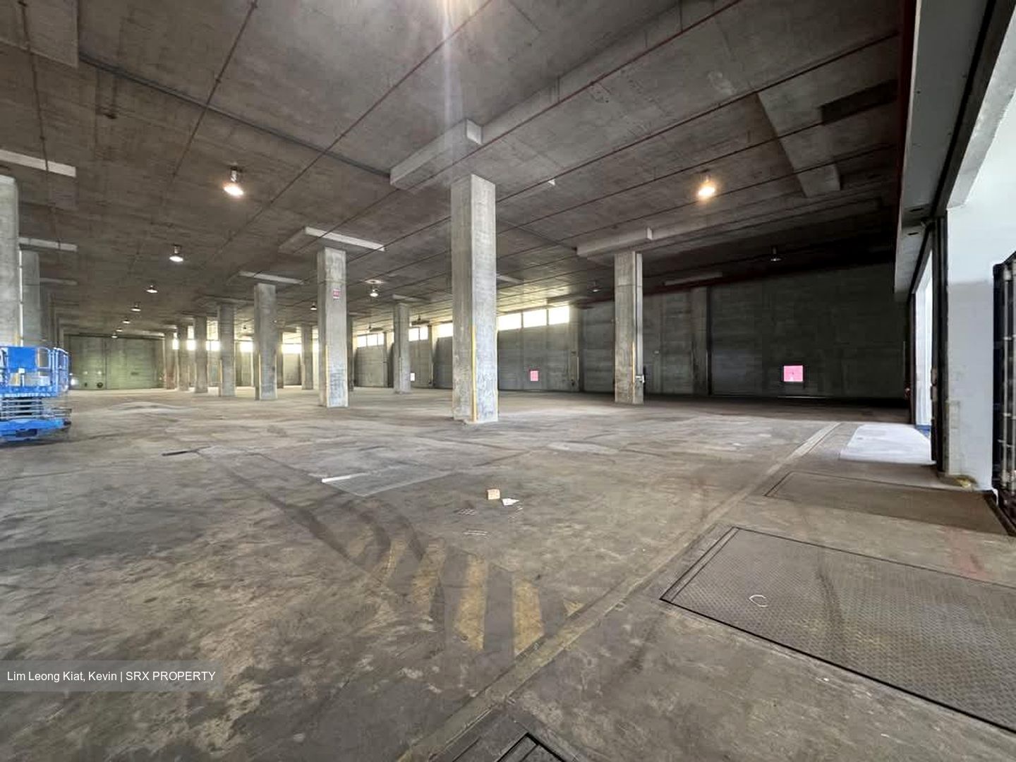 Pandan Avenue (D22), Factory #581167261